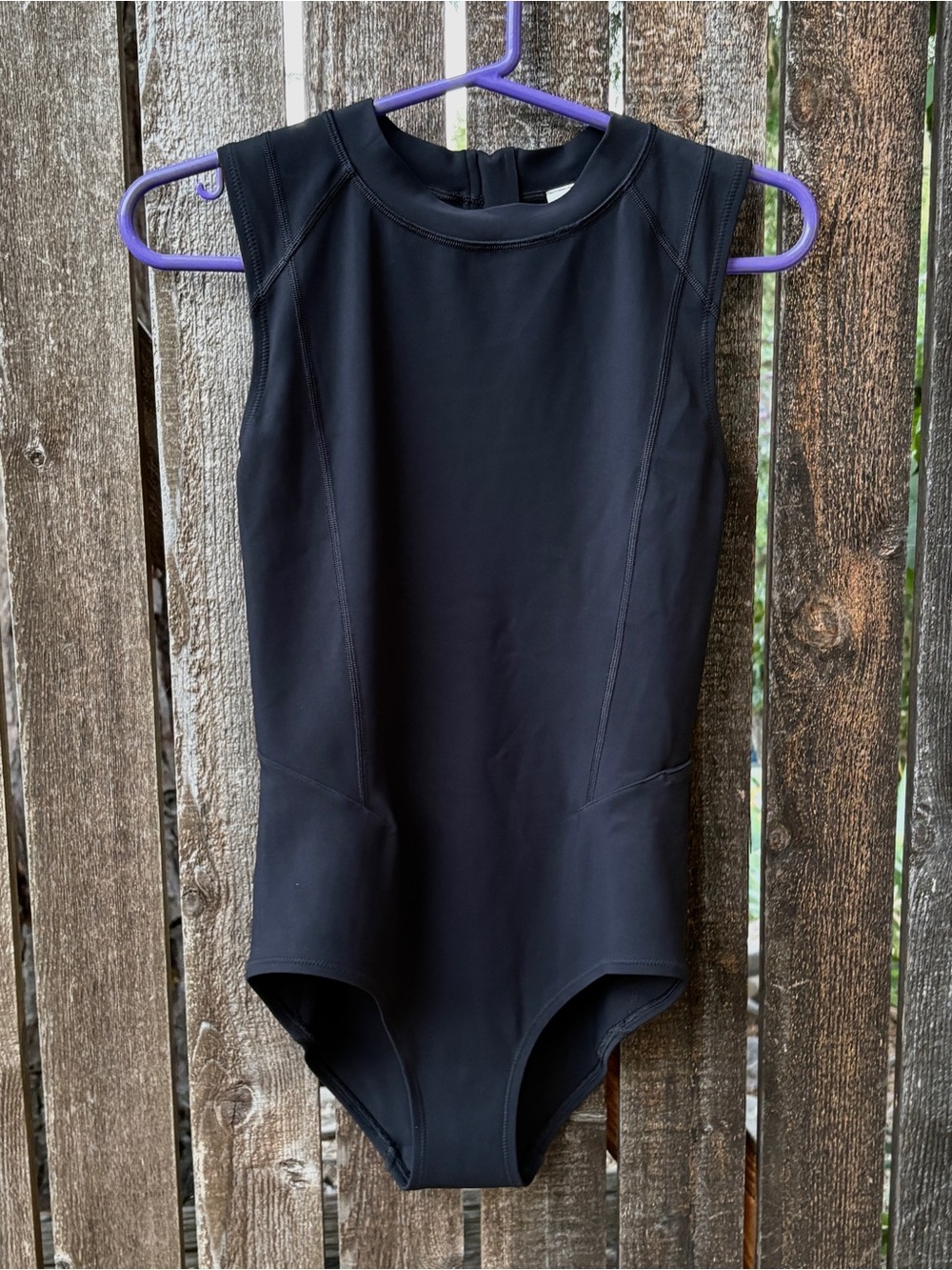 Lululemon Zip-Back Paddle Suit In black Sz 6 - Picture 9 of 15